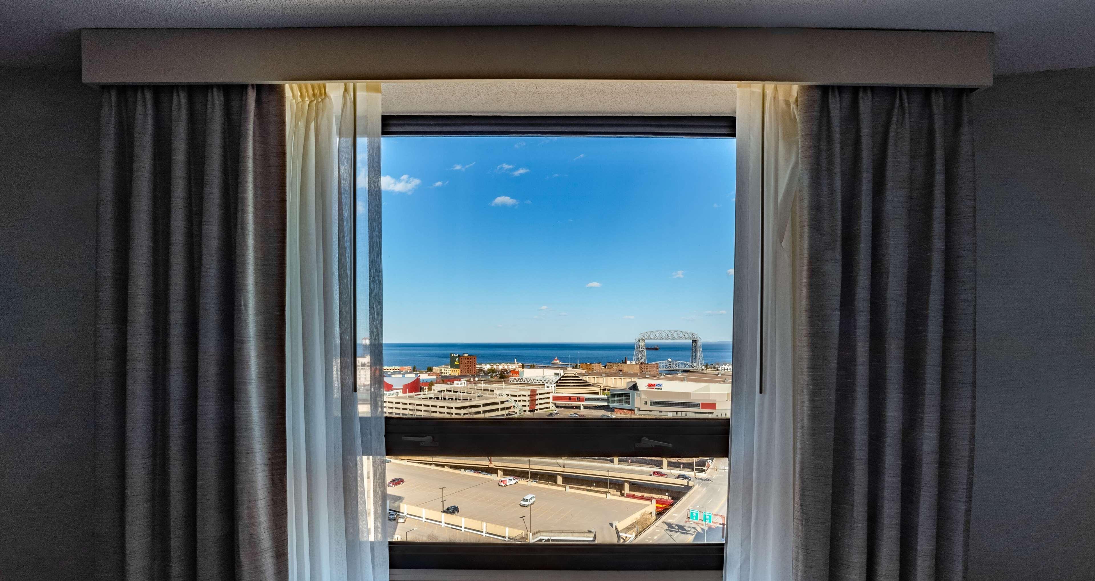 Radisson Hotel Duluth-Harborview Esterno foto
